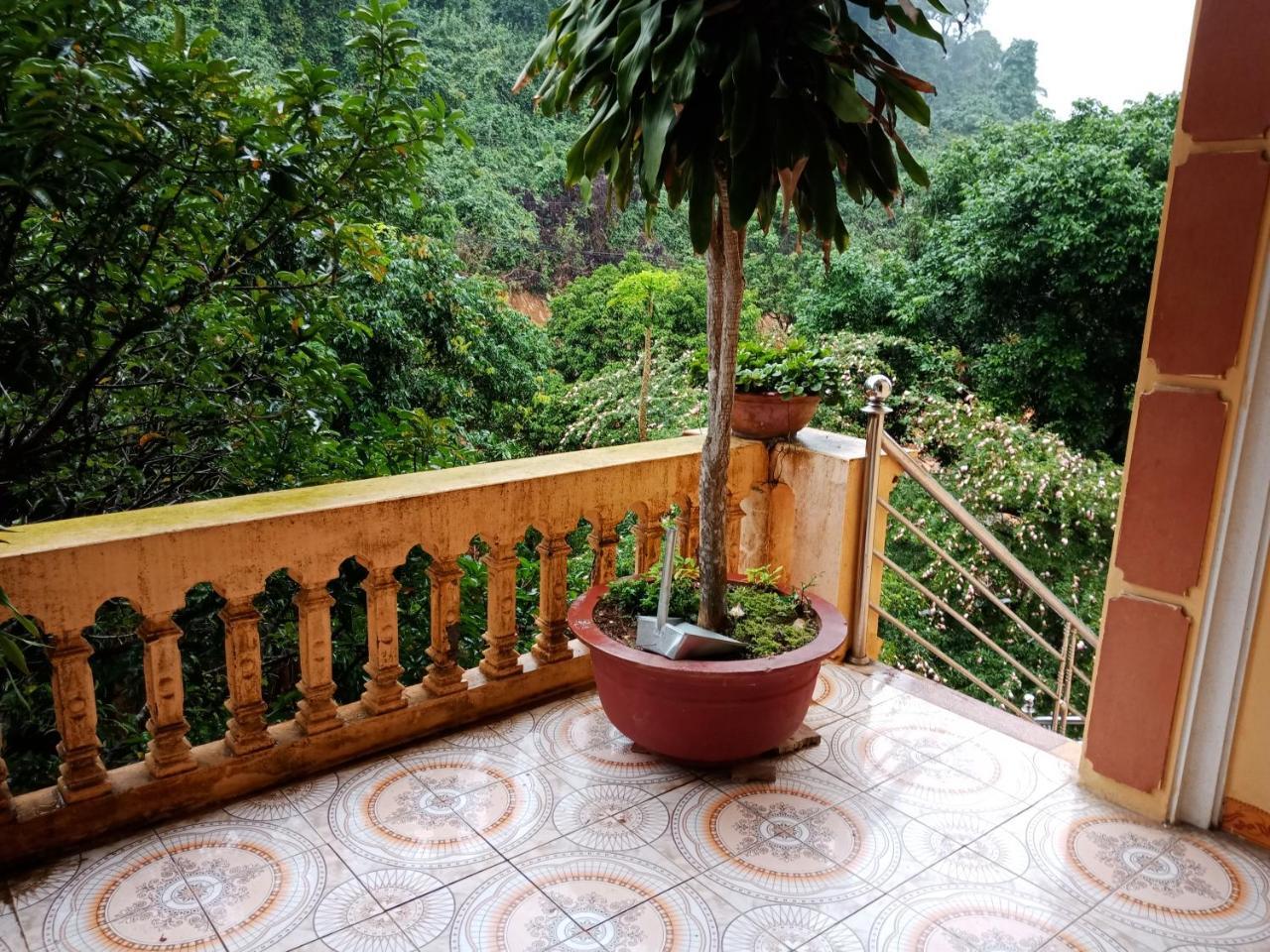Cuc Phuong Hao Tham Homestay Hotel Nho Quan 外观 照片